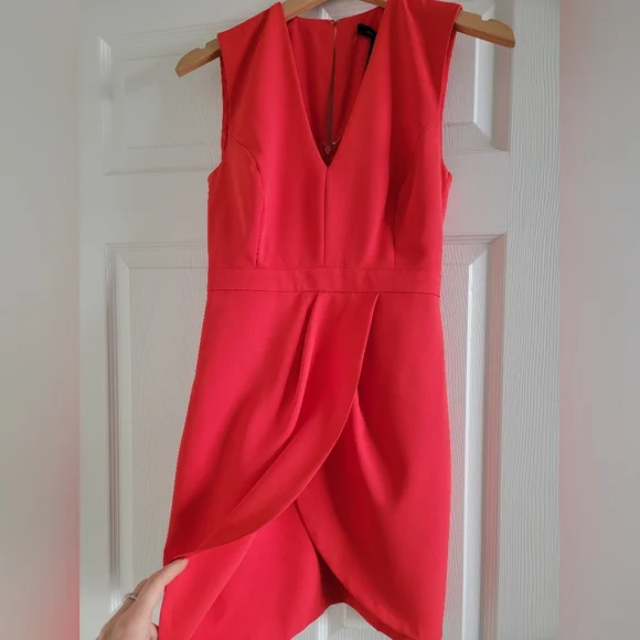 NWT BCBGMaxAzria mini dress, size 0 - Picture 8 of 16